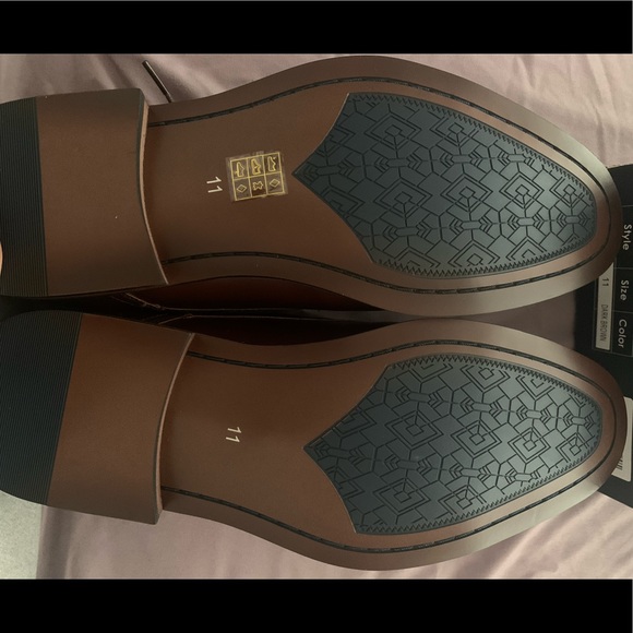 NWT Brown Zriang Size 11 Mens Oxfords - Picture 3 of 7